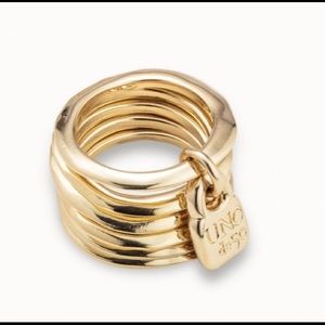 Uno de 50 Gold plated matte hammered finish 6 stack rings.